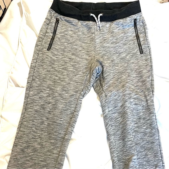 Boys size 12-14 Levi’s Jeans, Cat & Jack Joggers, and Tek Gear Shorts. Good! - Picture 10 of 16